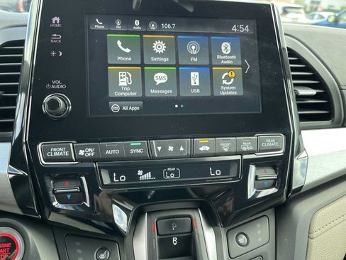 Used 2019 Honda Odyssey EX-L image 17