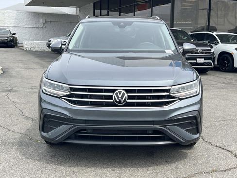Certified 2023 Volkswagen Tiguan SE FWD image 4
