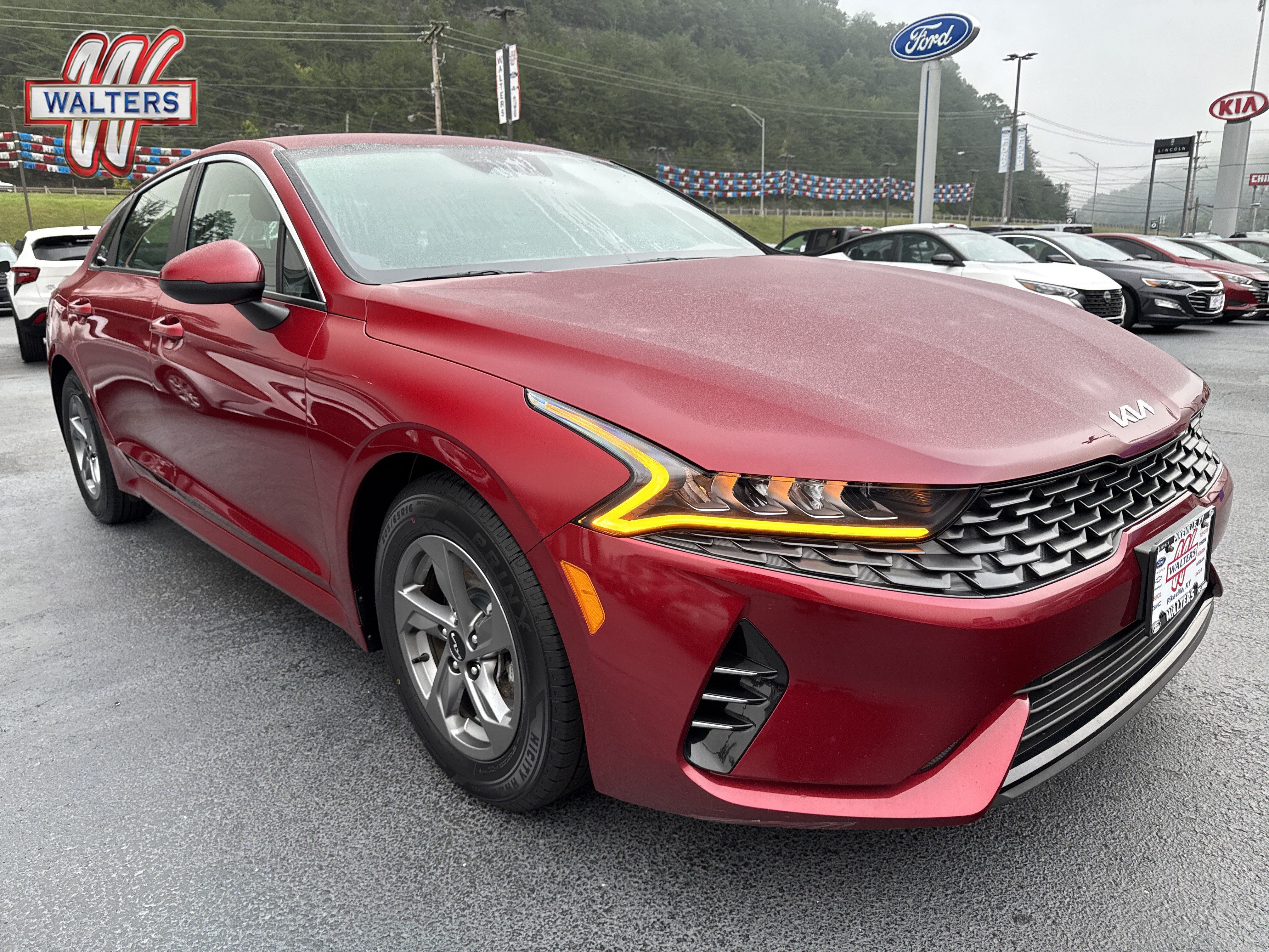 Used 2023 Kia K5 LXS FWD image 1