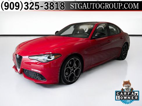 Used 2024 Alfa Romeo Giulia Ti RWD image 1