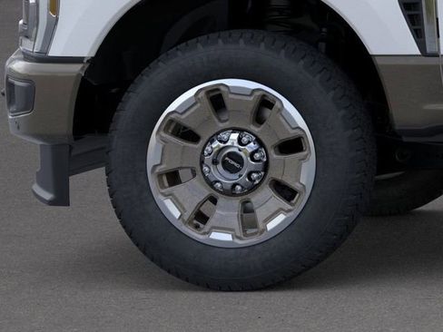 New 2026 Ford F250 King Ranch w/ FX4 Off-Road Package image 19