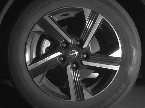 Used 2025 Nissan Sentra SV FWD image 12