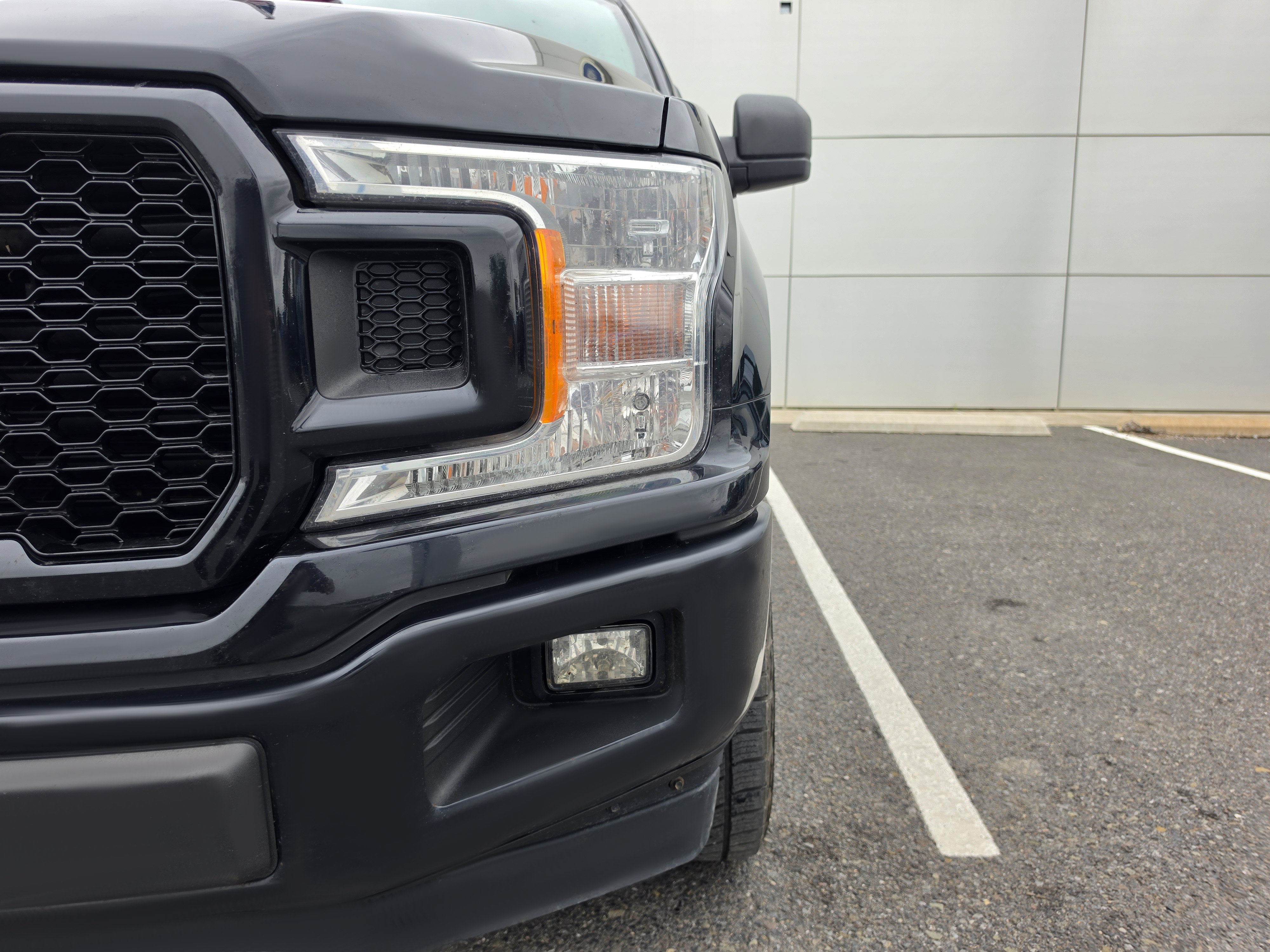 Used 2018 Ford F150 XL w/ Equipment Group 101A Mid AWD/4WD image 9