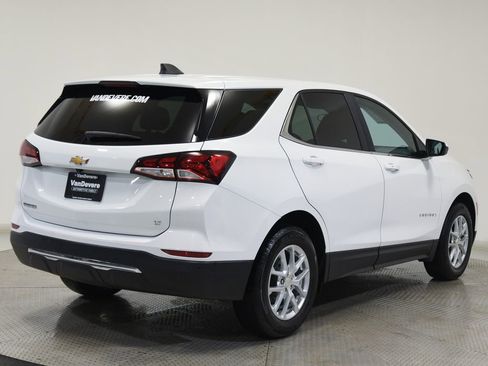 Used 2024 Chevrolet Equinox LT FWD image 14