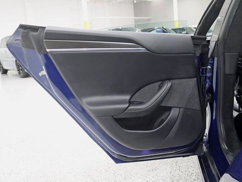 Used 2021 Tesla Model S Plaid image 38