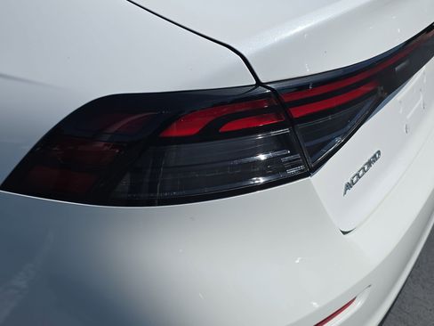 Used 2023 Honda Accord EX image 34