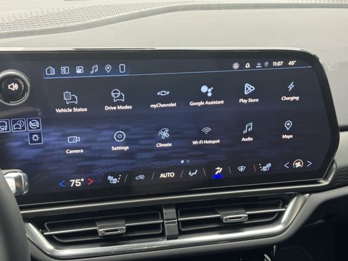 New 2026 Chevrolet Equinox EV LT image 20