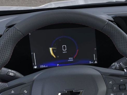 New 2026 Chevrolet Trax RS w/ Sunroof Package FWD image 18