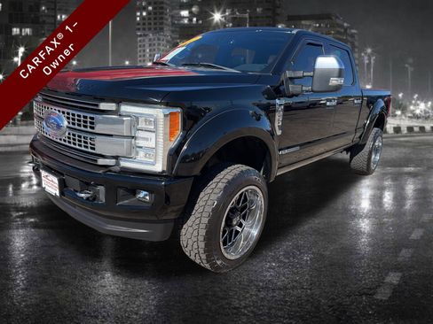 Used 2017 Ford F250 Platinum w/ Platinum Ultimate Package AWD/4WD image 3