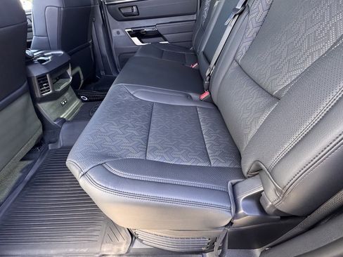 Used 2025 Toyota Tundra Limited image 30