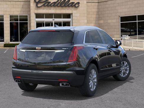 New 2026 Cadillac XT5 Luxury image 4
