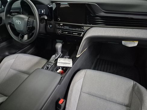 New 2026 Toyota Camry Hybrid image 35