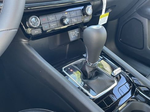 New 2026 Jeep Compass Latitude image 29