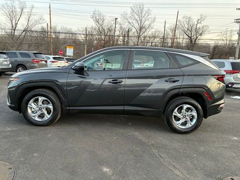 Used 2023 Hyundai Tucson SE image 4
