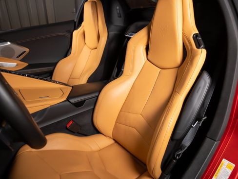 Used 2022 Chevrolet Corvette Stingray Preferred Conv w/ 2LT RWD image 5