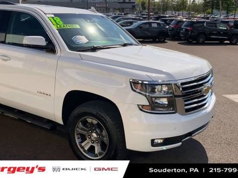 Used 2018 Chevrolet Tahoe LT w/ Off-Road Package AWD/4WD image 2