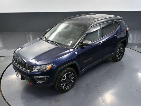 Used 2019 Jeep Compass Trailhawk AWD/4WD image 54