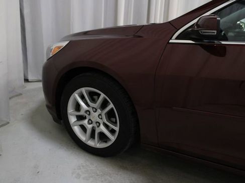 Used 2015 Chevrolet Malibu LT w/ Power Convenience Package image 27