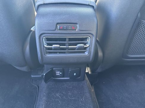 Used 2022 Lincoln Corsair Reserve w/ Equipment Group 201A image 18