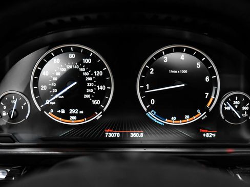 Used 2014 BMW 550i Sedan RWD image 22