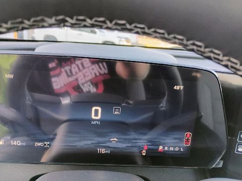 New 2025 Chevrolet Traverse LT w/ Midnight/Sport Edition image 16