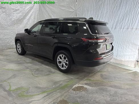 Used 2022 Jeep Grand Cherokee L Limited AWD/4WD image 7