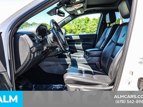Used 2024 Dodge Durango GT RWD image 17