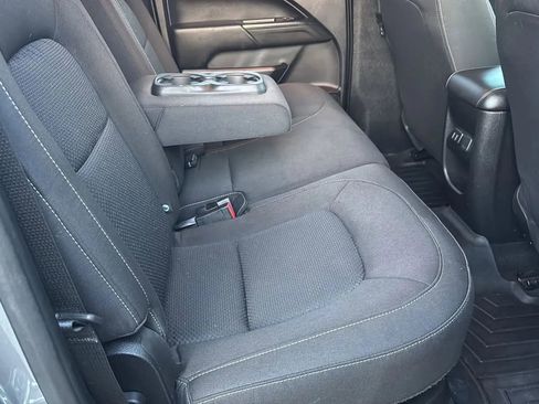 Used 2018 Chevrolet Colorado LT image 37