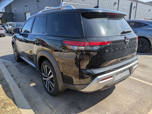 Certified 2024 Nissan Pathfinder Platinum image 5