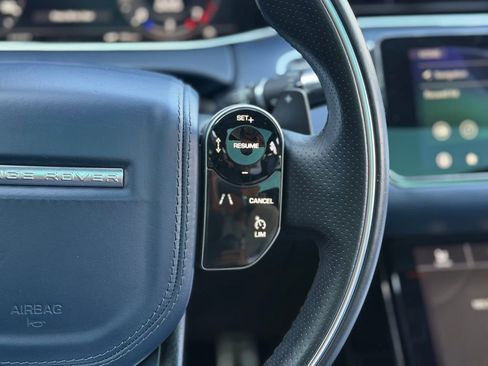 Used 2020 Land Rover Range Rover Evoque R-Dynamic SE image 45