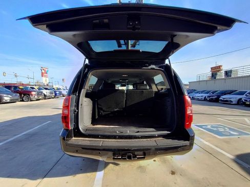 Used 2011 Chevrolet Suburban LT w/ Regional Value Package image 40