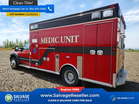 Used 2013 Ford F450 XLT w/ Ambulance Preparation Pkg RWD image 3