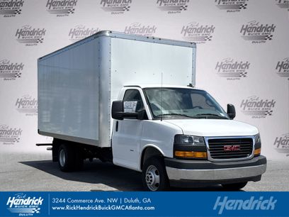 New 2025 GMC Savana 3500 w/ Power Convenience Package