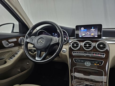 Used 2015 Mercedes-Benz C 300 Sedan image 18