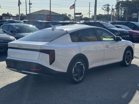 Certified 2025 Kia K4 EX image 4