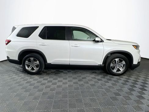 Certified 2023 Honda Pilot EX-L image 8