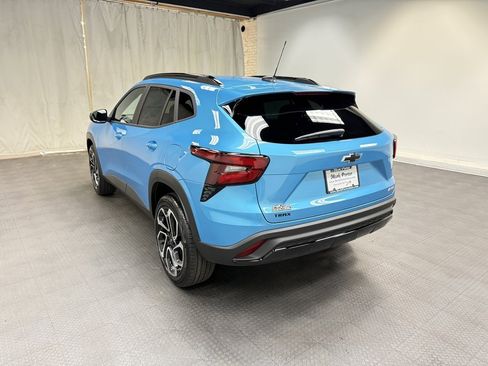 New 2026 Chevrolet Trax RS image 3