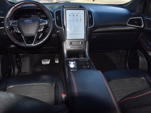 Certified 2022 Ford Edge ST-Line image 16