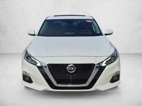 Used 2020 Nissan Altima 2.5 SV FWD image 2