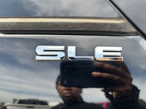 Used 2020 GMC Terrain SLE FWD image 10