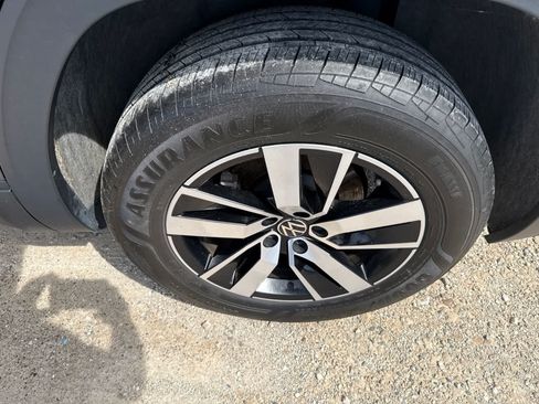 Used 2023 Volkswagen Atlas SE AWD/4WD image 7