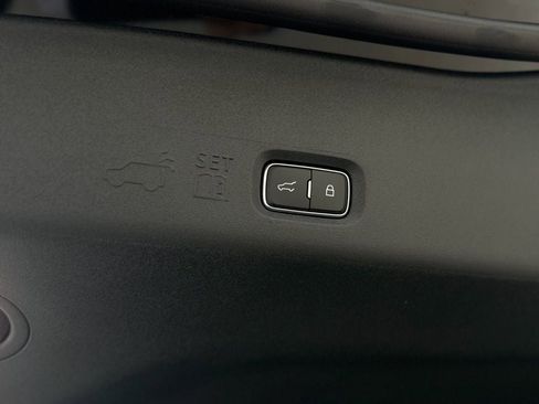 New 2025 Ford Expedition Active image 80