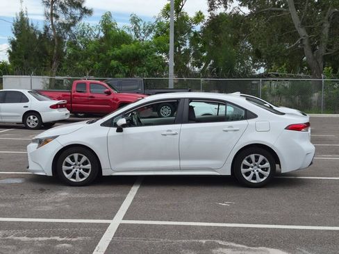 Used 2024 Toyota Corolla LE FWD image 7
