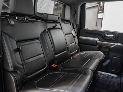 Used 2020 GMC Sierra 2500 Denali w/ Denali Ultimate Package AWD/4WD image 31