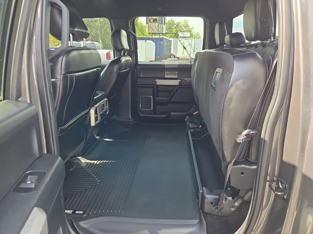 Used 2018 Ford F150 Lariat w/ Equipment Group 502A Luxury AWD/4WD image 28