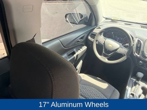Used 2023 Chevrolet Equinox LT AWD/4WD image 16