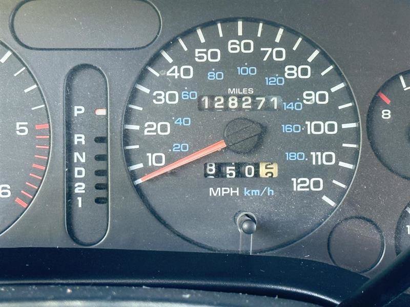 Used 1997 Dodge Ram 1500 Truck 4x4 Club Cab image 16