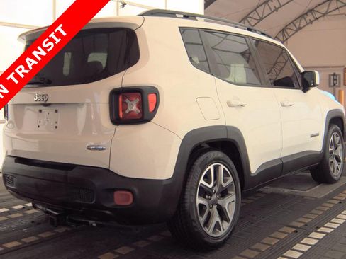 Used 2017 Jeep Renegade Latitude w/ Popular Equipment Group image 4