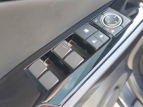 Used 2025 Lexus IS 300 w/ Comfort Package RWD image 23