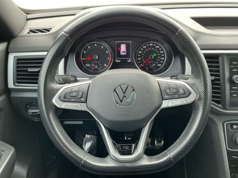 Used 2021 Volkswagen Atlas Cross Sport SE w/ Panoramic Sunroof Package image 15